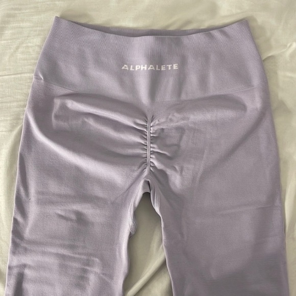 Alphalete Pants - Alphalete amplify leggings